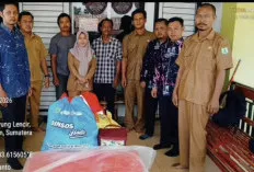  Dinsos Salurkan Bantuan Bupati Muba untuk Korban Kebakaran