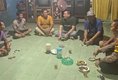 Wakapolres Sambangi Rumah Korban Pemukulan yang Dilakukan oleh Anak Buahnya