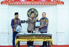 Pertama, Pj Bupati Sandi Fahlepi Terima LHP Tahun Anggaran 2023, Ini Harapanya 