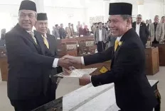 Pelantikan PAW 2 dari Partai Golkar Diwarnai Adu Argumen