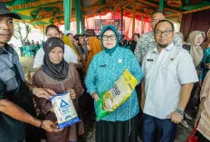 Sinergi Budaya dan Ekonomi: Sungai Keruh Hidupkan Tradisi Lewat Parade dan Gerakan Pangan Murah