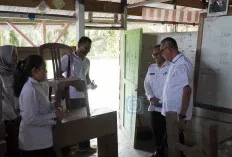  Kepala Disdikbud Muba Tinjau Sekolah Jauh SDN Muara Medak