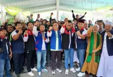 Ratu Dewa Sumbang 1 Ambulans dan 800 Rompi Buat Driver Online
