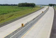 Tol Trans Sumatera Ubah Wajah Ekonomi Sumatera Selatan: Dari Pangkas Waktu Tempuh hingga Dorong UMKM