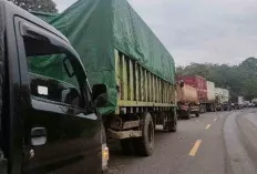 Pengendara Melintas Jalinteng Sekayu-Lubkulinggau Tertahan Sepanjang 1 Kilometer Lebih, Ini Penyababnya