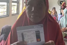 Pemkab Muba Salurkan Buku Tabungan Program Bantu Umak di Kecamatan Jirak Jaya