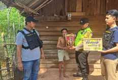 Jumat Barokah, Polsek Keluang Berbagi Kasih Kepada Warga Kurang Mampu 