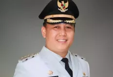 Ciptakan Suasana Bersih dan Sehat, Pj Bupati Banyuasin Turun Tangan Pimpin Bersihkan Kota Pangkalan Balai 
