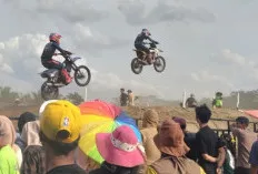 Memacu Adrenalin di Sirkuit Telaga Sena: Kemeriahan Grasstrack Bupati Muba Championship 2025