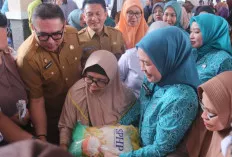 PKK Palembang Bantu Ringankan Beban Ekonomi