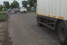 Hati-Hati! Jangan Ngebut, Rute Mudik Lebaran Banyak Lubang Kecil Bahaya