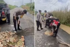  Sering Picu Lakalantas, Polsek BTS Ulu Timbun Jalan Berlubang Penghubung Musi Rawas PALI