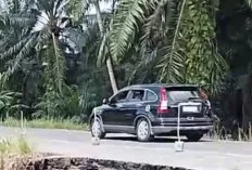 Longsor Jalinteng Tanjung Raya Belum Ditangani, Sopir dan Pengguna Jalan Resah