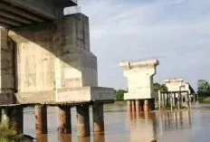Pembangunan Jembatan yang Mangkrak Selama 4 Tahun, Saat Ini Kembali Dilanjutkan