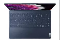 Lenovo Yoga 9i Gen 9: Laptop Premium 2-in-1 dengan Layar OLED dan Performa Intel Core Ultra