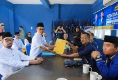 Diwakili Istri Tercinta, Apriyadi Kembalikan Formulir ke Beberapa Parpol
