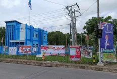 APK Pemilu 2024 Padati Jalan Protokol