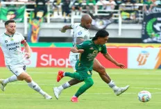 Persebaya Hancurkan Persib 4-1, Klok dan Hodak Minta Bobotoh Tetap Dukung  