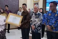 Wujudkan ASN Profesional: Pemkab Muba Raih Penghargaan Gubernur Sumsel atas Komitmen Sertifikasi Aparatur