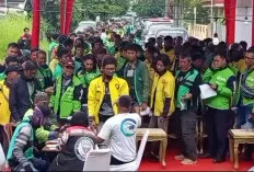 Ribuan Driver Ojol di Sumsel Terima Bantuan Beras dan Program SIM Kolektif dari Pemprov