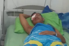 Kawanan Perampok Satroni Toko Manisan 