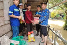 Lumpuh Total Akibat Luapan Sungai, Warga Terisolasi di Bayung Lencir Akhirnya Terima Logistik