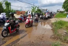 Jalan Rusak di Perindustrian 2 Dicor, Warga Tegal Binangun Minta Hal Serupa