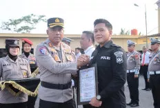 Apresiasi Kinerja Unggul, Puluhan Personel Polres OKI Terima Penghargaan
