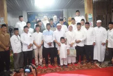 Safari Ramadhan di Banyuasin: Herman Deru Perkuat Sinergi Pembangunan dan Berbagi Santunan