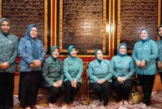 Pj Ketua TP PKK Sumsel Bersama Ketum TP PKK Pusat Tri Tito Karnavian Kunjungi Al-Qur’an Al-Akbar Gandus