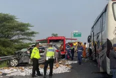 Polisi Lakukan Tes Urine Sopir BR-V yang Tabrak Bus Rombongan Bonek di Tol Pekalongan   