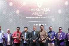 Sukses Selenggarakan Event Otomotif Kejurnas Motoprix, Pj Bupati Dinobatkan Jadi Tokoh Otomotif Sumsel 