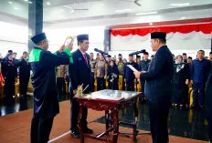 Bupati H. M. Toha Tohet Lantik Sekda, Pejabat Administrator dan Pejabat Fungsional serta Kepala Sekolah 