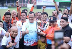 Turnamen Sepak Bola Antar Parpol Sumsel Berakhir, Golkar Raih Juara I
