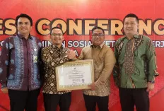 Bupati Muba HM Toha Raih Paritrana Award 2024