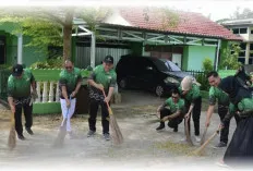 Kemenag Muba Gelar Senam Sehat dan Gotong Royong Bersihkan Rumah Ibadah