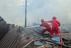 Sigap Bantu Warga, Tim Damkar Pertamina EP Padamkan Dua Kebakaran di Prabumulih dan Muara Enim