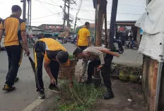 Bangun Kesadaran Lingkungan, Polres Prabumulih Perkuat Budaya Gotong Royong Melalui Aksi Bersih Lingkungan