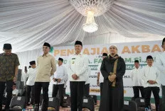 Pj Gubernur Agus Fatoni bersama Ustaz Yusuf Mansur Hadiri Pengajian Akbar di Ponpes Tahfidz Al Hikmah Istiqoma