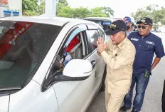 Antisipasi Rawan Longsor, Pj Bupati Apriyadi Siagakan Alat Berat di Titik Rawan 