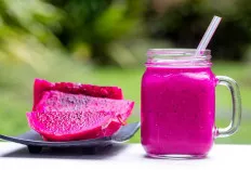 Ini Manfaat Minum Jus Buah Naga  