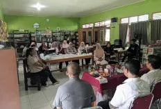 Jemput Bola! Tim Ahli Bupati Muba Sisir Anak Putus Sekolah di Babat Toman