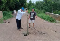 Jebol, Akses Jembatan Payaraman Ogan Ilir Tidak Bisa Dilintasi 