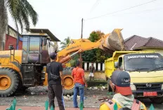 Waduh, Sampah Menumpuk, Wali Kota dan Wawako Prabumulih Bergerak Turunkan Alat Berat 