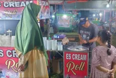 Es Krim Roll Laris Manis di Muba Expo, Rasanya Bikin Ketagihan
