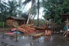 Puluhan Rumah Rusak Diterjang Puting Beliung di Banyuasin