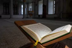 Hikmah Dua Fase Diturunkannya Al-Qur’an