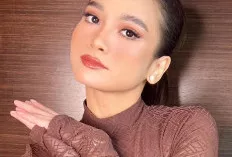 Air Mata Mualaf: Acha Septriasa Angkat Kisah Anggie, Potret Keberanian Perempuan Mencari Keyakinan 