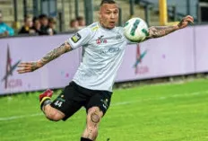 Radja Nainggolan Nyatakan Siap Bela Timnas Indonesia