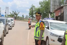 Pastikan Mudik Aman, Kapolres Muba Terjun Langsung Pantau Kepadatan Lalu Lintas di Jalur Lintas Timur